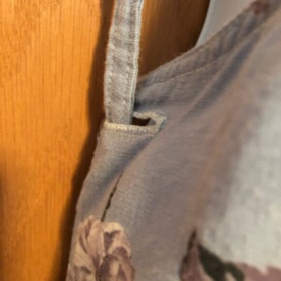 Vintage 1950s Lightweight Long Cotton Apron Blue Roses Pockets Adjustable Size - Picture 5 of 9